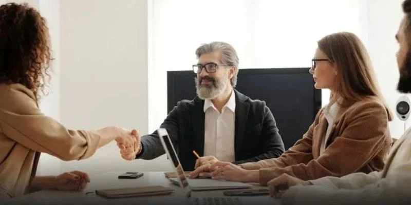 Mức lương và chế độ đãi ngộ hấp dẫn